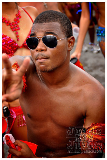 kadooment_day_2011_pt3-094