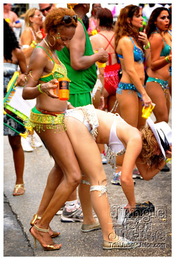 kadooment_day_2011_pt3-110