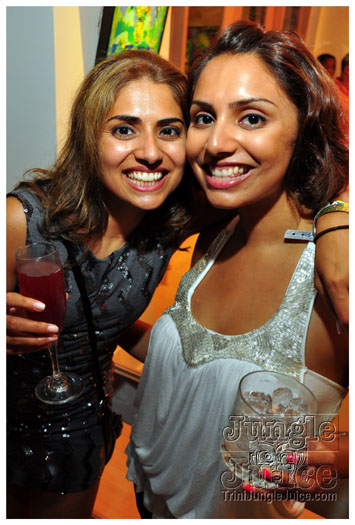 rihanna_after_party_2011-036