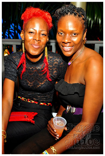 rihanna_after_party_2011-042