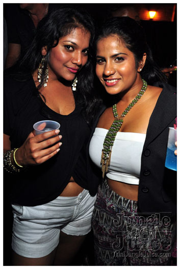 rihanna_loud_tour_2011-062