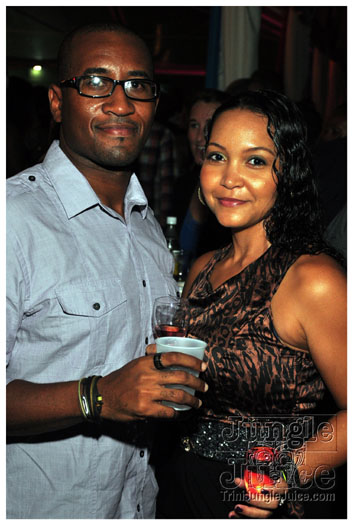 rihanna_loud_tour_2011-078