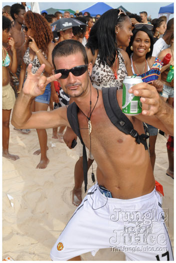 beach_fest_bermuda_jul28-070