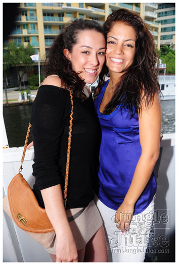 frenzy_boatride_2011-008