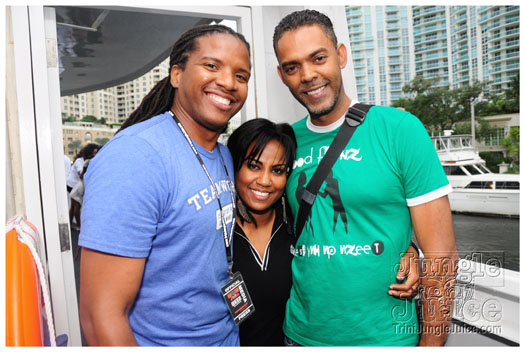 frenzy_boatride_2011-070