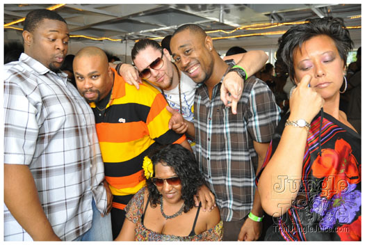 frenzy_boatride_2011-137