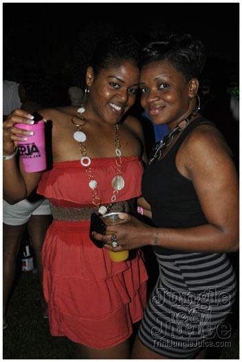igloo_cooler_fete_apr10-037