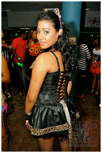 mask_halloween_2011-026