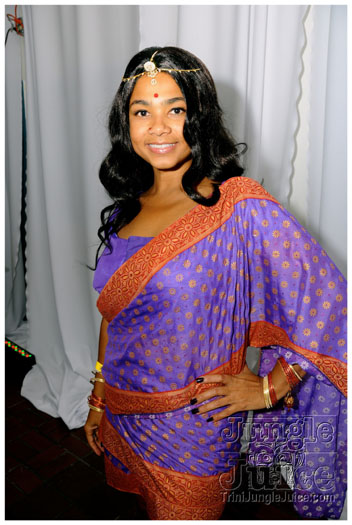 mask_halloween_2011-067