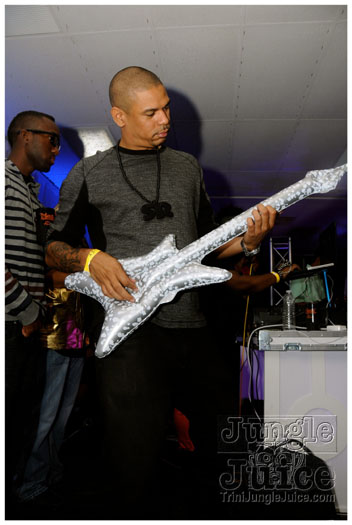 mask_halloween_2011-069