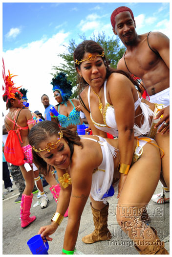 miami_carnival_2011_part1-010
