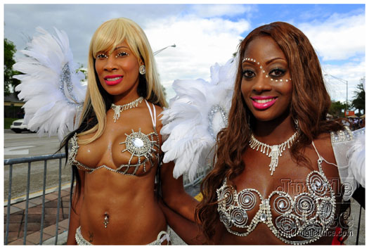 miami_carnival_2011_part1-049