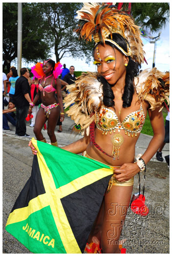miami_carnival_2011_part1-054