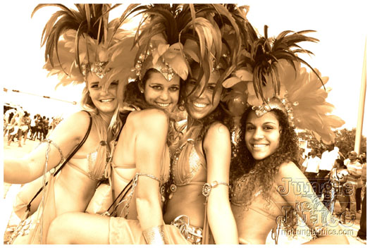 miami_carnival_2011_part1-055