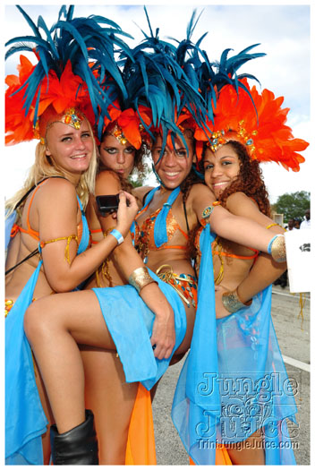 miami_carnival_2011_part1-056