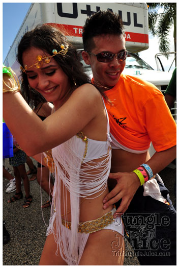 miami_carnival_2011_part1-100