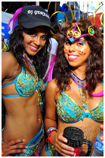 miami_carnival_2011_part2-011