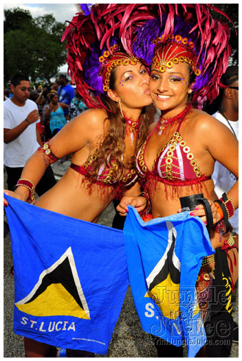 miami_carnival_2011_part2-070