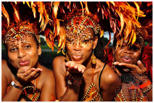 miami_carnival_2011_part2-124