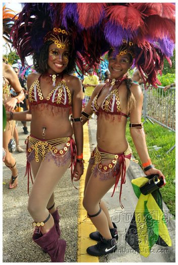 miami_carnival_2011_part3-077
