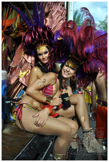 miami_carnival_2011_part3-078