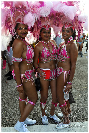 miami_carnival_2011_part3-114