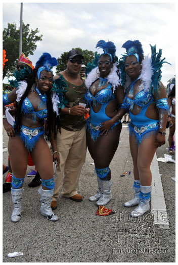 miami_carnival_2011_part3-161