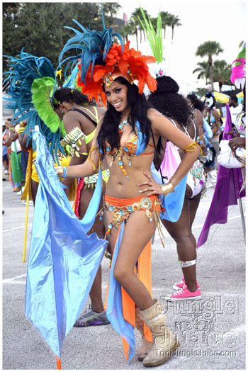 miami_carnival_2011_part3-177