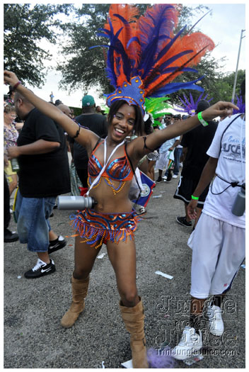 miami_carnival_2011_part3-183