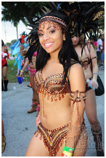 miami_carnival_2011_part4-016