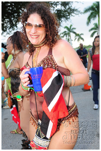 miami_carnival_2011_part4-019