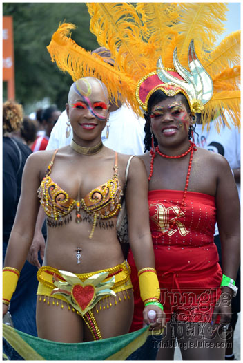 miami_carnival_2011_part4-023