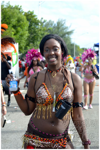 miami_carnival_2011_part4-038