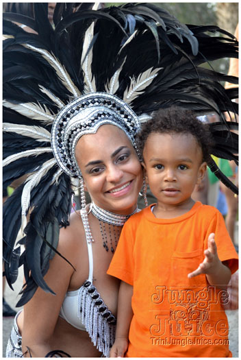 miami_carnival_2011_part4-057