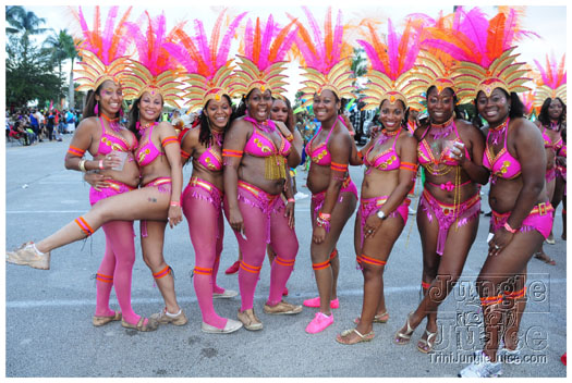 miami_carnival_2011_part4-105