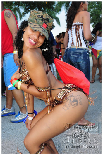 miami_carnival_2011_part4-152