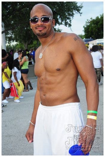 miami_carnival_2011_part4-160