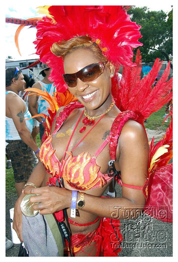 miami_carnival_2011_part5-007