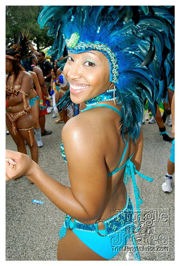 miami_carnival_2011_part5-015