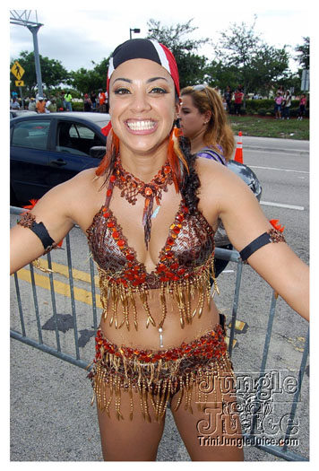 miami_carnival_2011_part5-021