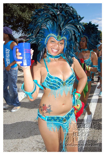 miami_carnival_2011_part5-025