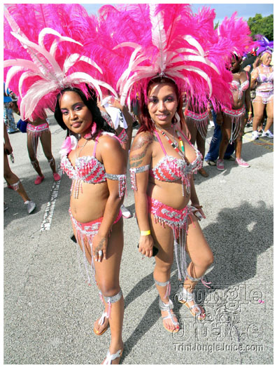 miami_carnival_2011_part5-030