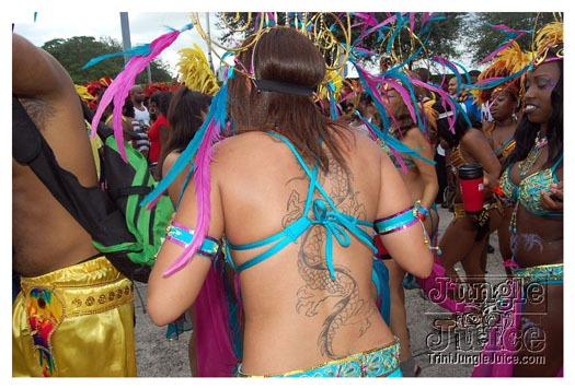 miami_carnival_2011_part5-049