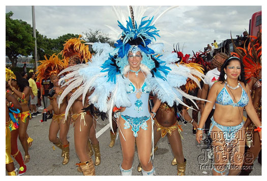 miami_carnival_2011_part5-059