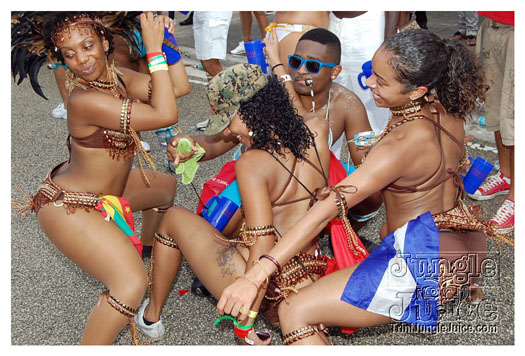 miami_carnival_2011_part5-104