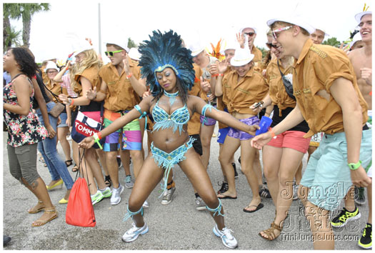miami_carnival_2011_part6-020