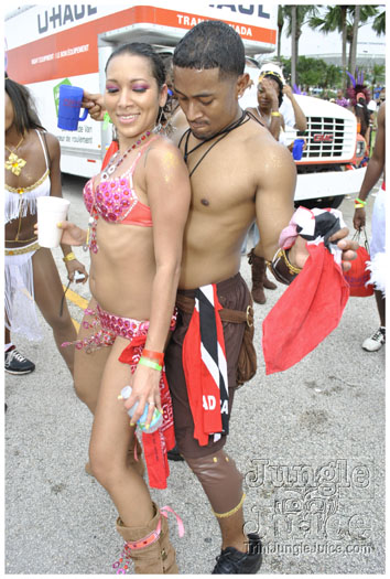 miami_carnival_2011_part6-022