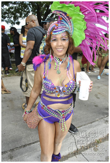 miami_carnival_2011_part6-049