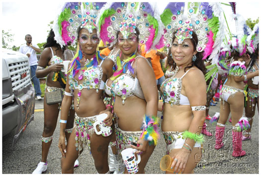 miami_carnival_2011_part6-050
