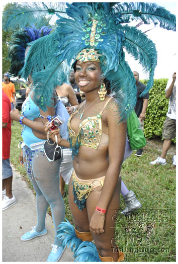 miami_carnival_2011_part6-058
